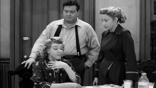 Honeymooners E06 (The Sleepwalker)