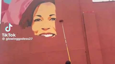 Mural of Kamala Harris is painted over lol