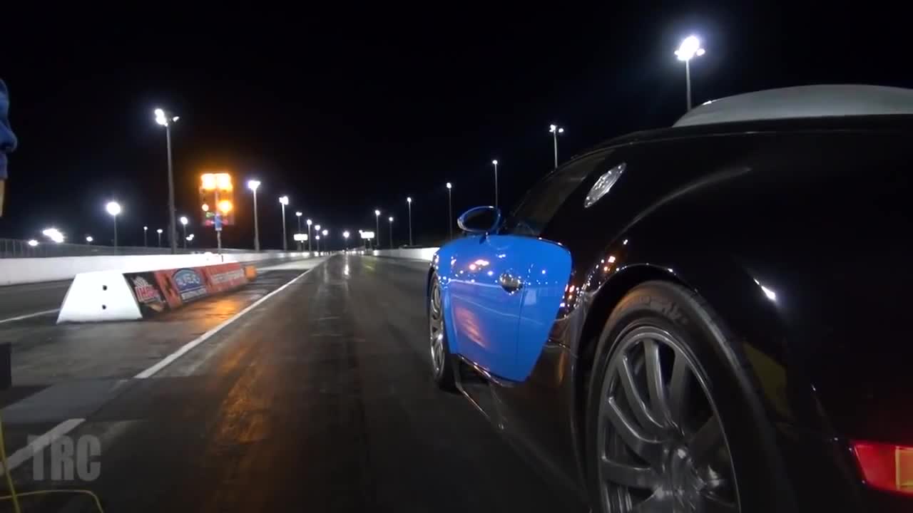 Rare footage featuring Bugatti Veyron 1/4 mile drag race