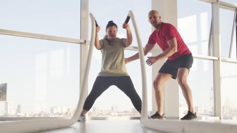 Breaking Barriers: A Woman with Down Syndrome Smashes Ropes with the Help of Her Trainer