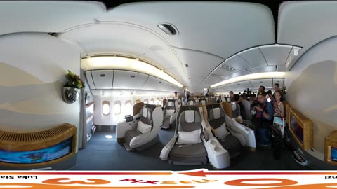 360 videos:insaid the Emirates Boeing 777-300 Amezing Luxury Jet Airline