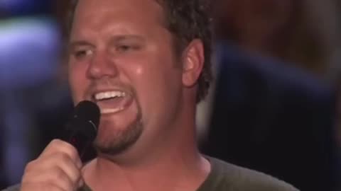O Holy Night, David Phelps - awesome pipes, I'm not crying u r