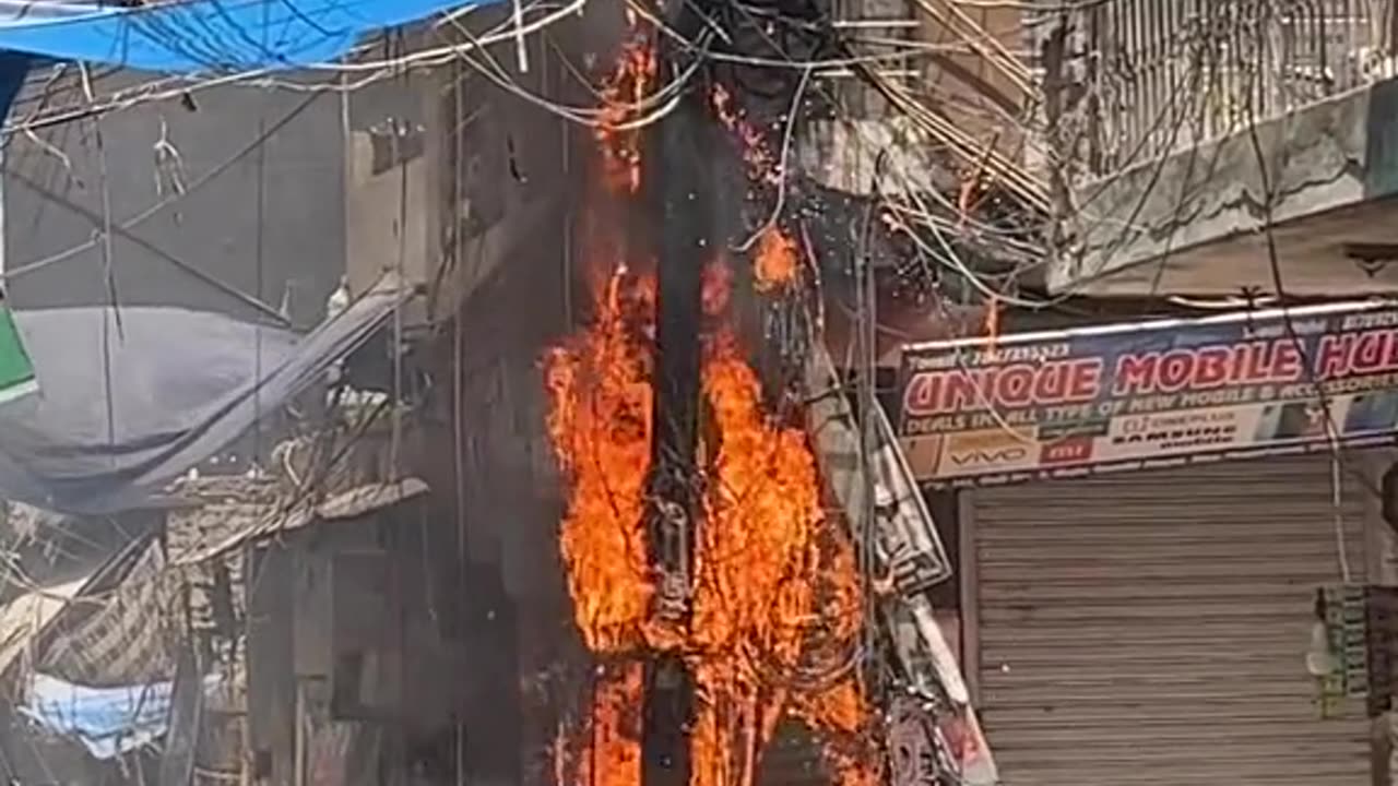 Electricity transformers blast in Nepal 🔥