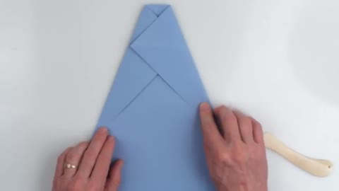 How to fold the world record paper plane