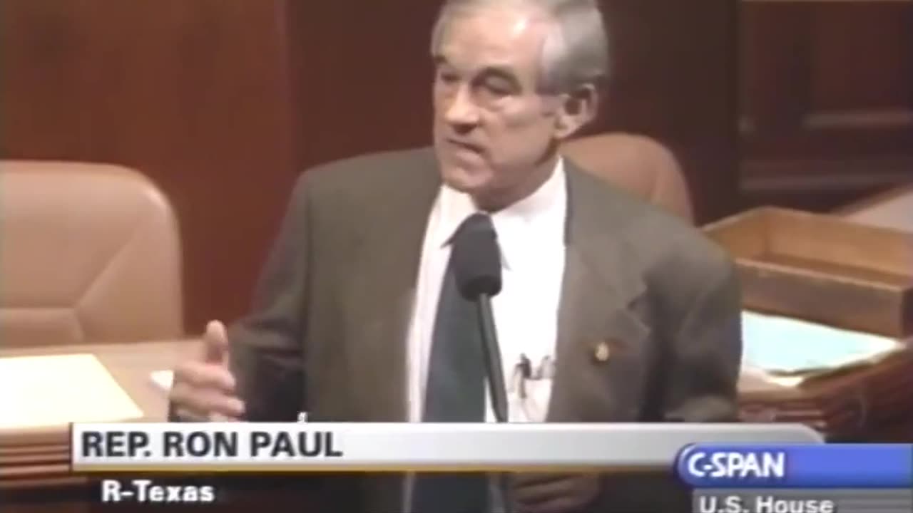 Ron Paul fez um discurso no plenário da Câmara em 2001...