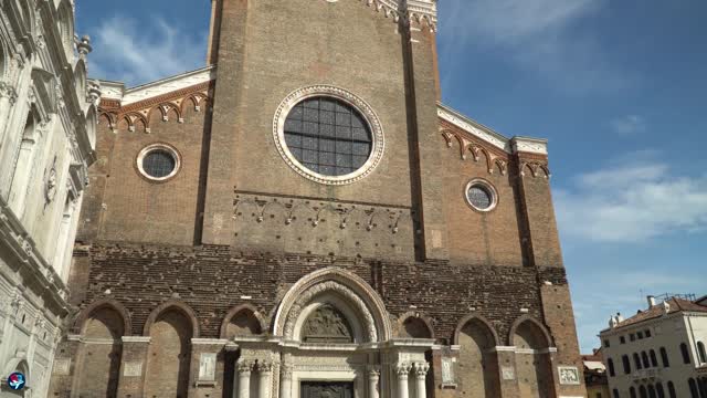 Cinematic Documentary - Tour of Venice - Visiting Top Tourist Attractions in Venice - Italy