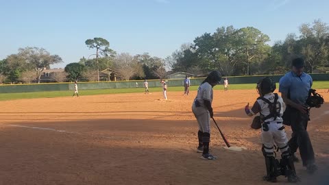 KeAvin hitting dingers 12U