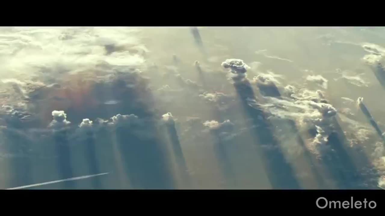 THE NARROW WORLD - A GIANT ALIEN COMES TO EARTH - ITS REASON FOR ARRIVING IS UNKNOWN.