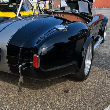 Carroll Shelby Cobra