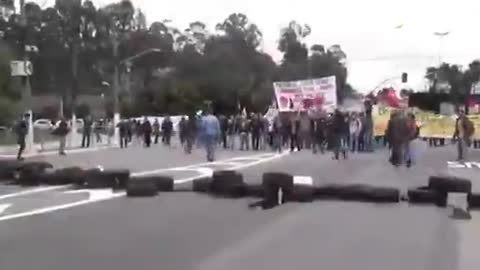 Comunismo... NÃO DEIXE ACONTECER