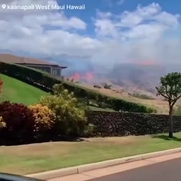 📰🇺🇸 #BreakingNews another #wildfire in #Maui #Hawaii residents are evacuating.