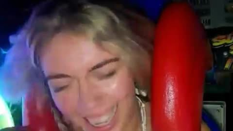 Hottest Slingshot 5 - bootyTUBE