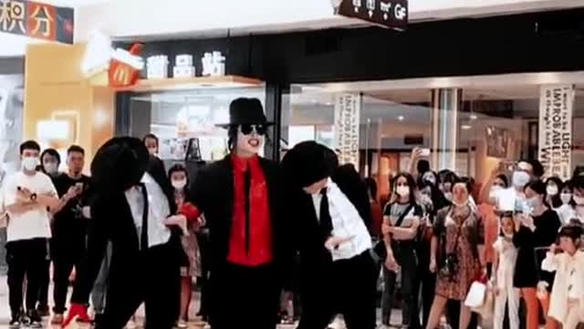 Stick to what you love#michaeljackson