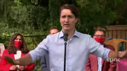 Justin Trudeau Anti-Vaxxer Slander 01