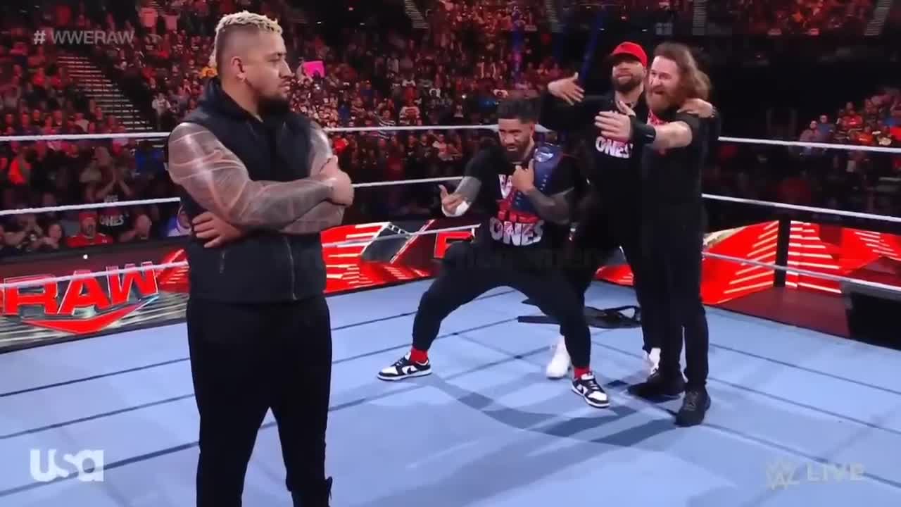 Roman Reigns Reaction After... Jey Uso Hugs Sami Zayn Vs Kevin Owens WWE Raw 2022 Highlights