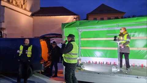 55. MAHNWACHE - BAUTZEN, Kornmarkt, 21 02 2022 - Eröffnung Veranstalter, Andaсht KATRIN