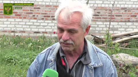 Ruské jednotky v Popasnej pamáhají obyvatelům města pochovávat ukrajinské vojáky