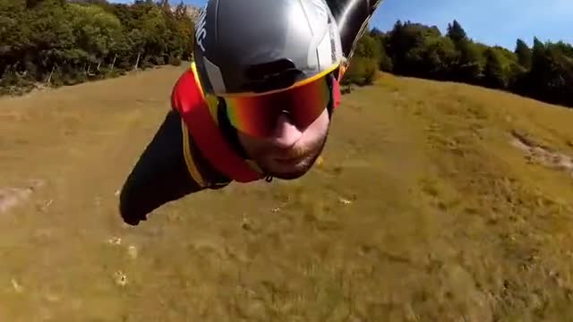 It is the wind that should be free