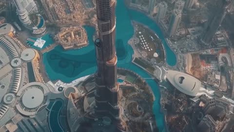 The Circle around the Burj-Khalifa