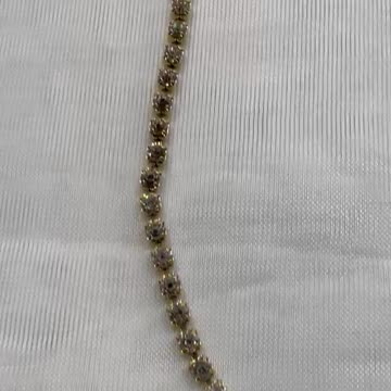 18KGP Pendant Necklace. Made with Swarovski Crystals. Rare Find