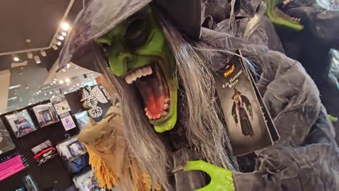 SPIRIT HALLOWEEN 2023 INSIDE ABANDONED FOREVER 21 PERRY CROSSINGS PLAINFIELD INDIANA