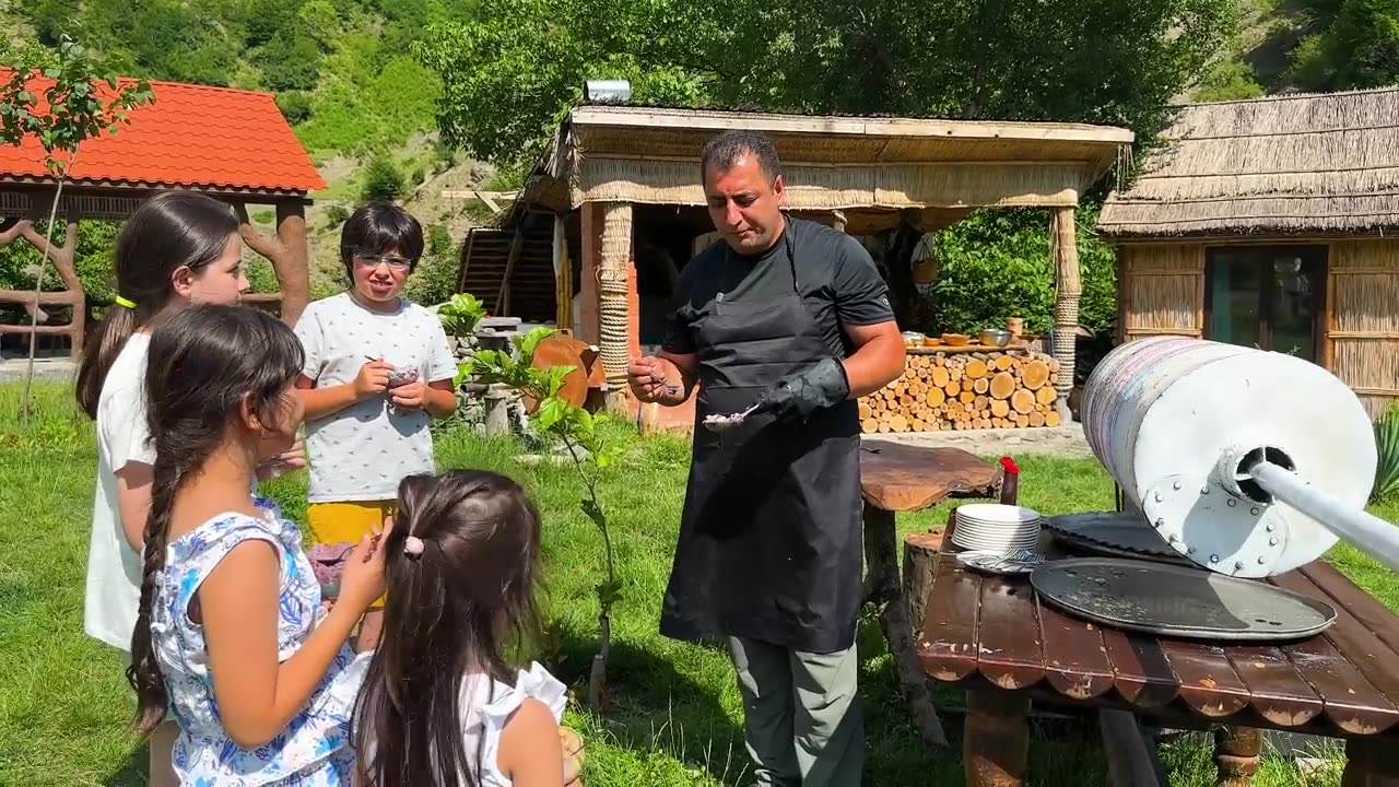 Ice Cream For The Whole Village! Rustic Sweetness made from Fresh Fruit