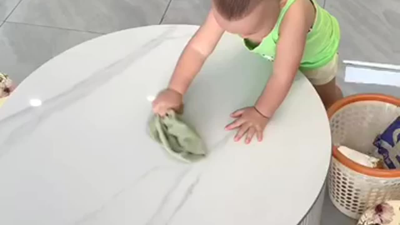 baby video