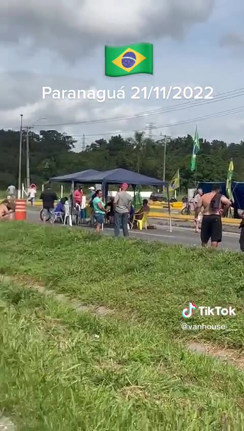 Brazilian Spring: protesters prevent cargo flow at