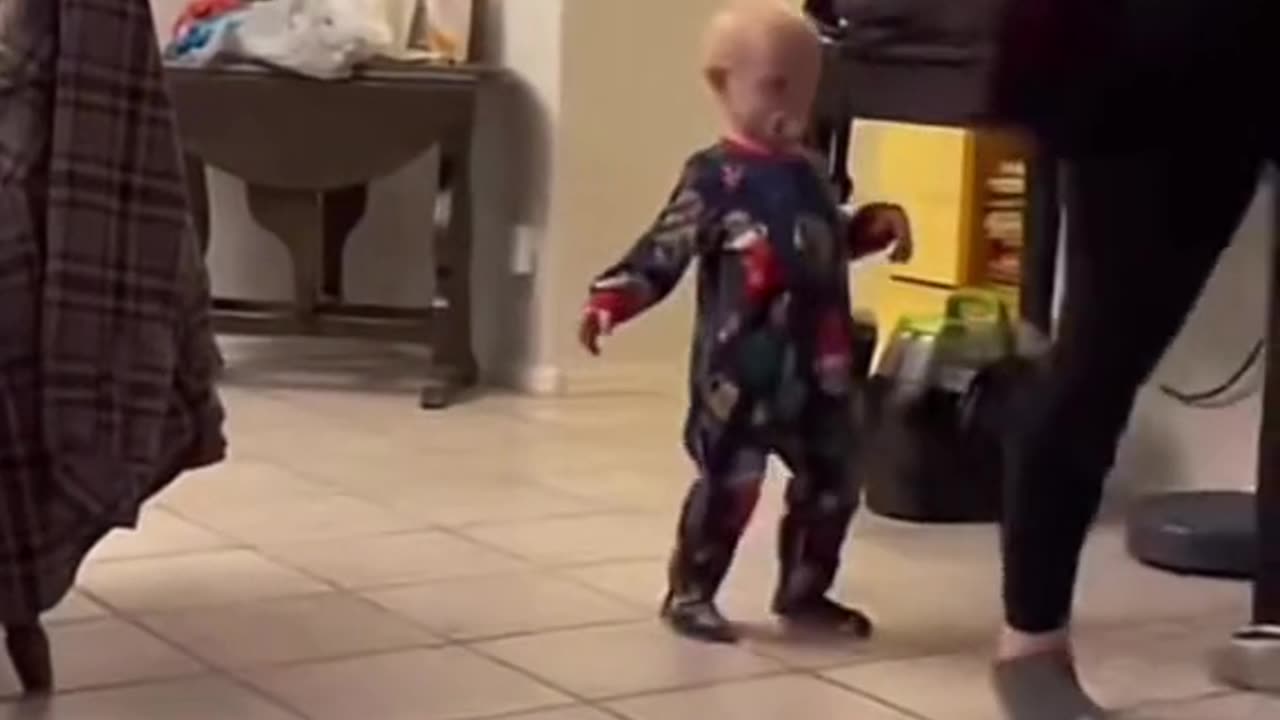 Funny baby video 📹. 💕 So cute.