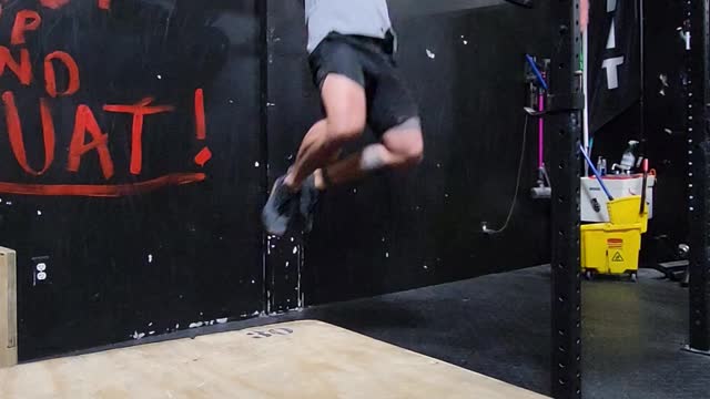 Demo for towel pull ups