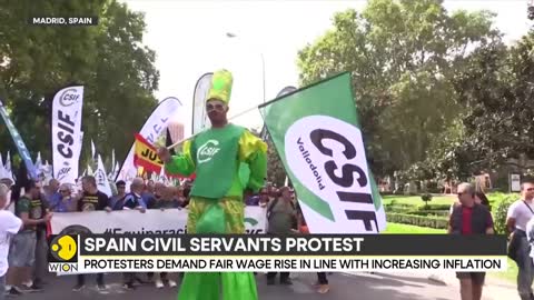 Over 10,000 civil servants take to streets in Spain over wage rise | Latest News | WION