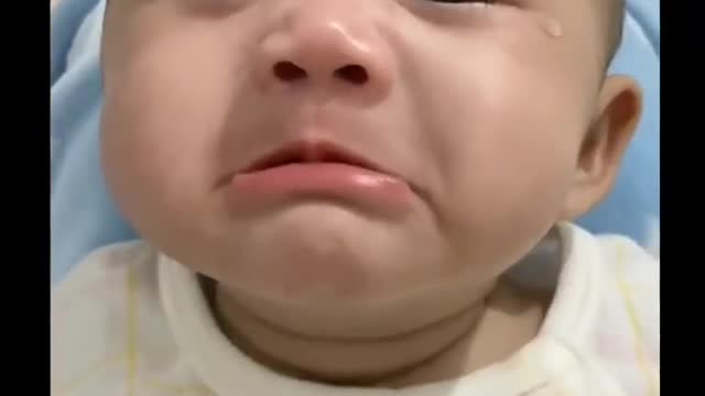 Cute baby 💖 😂😭😭 crying video