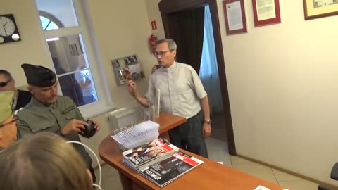 Judasz z Gietrzwaldu w czasie protestu Kamratow o Swiatynie przeciwko Lidlowi.