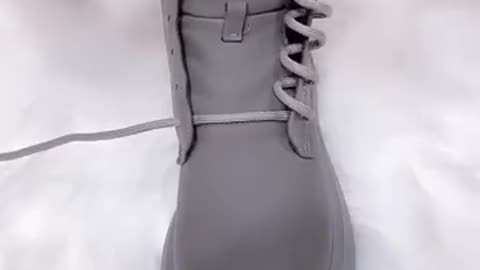 Tie the shoeslace short video