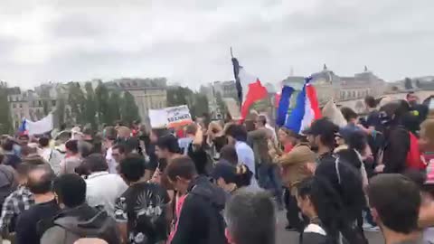 Vidéo Christophe du 170721 Suite au manif du 17