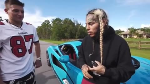 6ix9ine Gifts SteveWillDoIt A $500,000 Mclaren