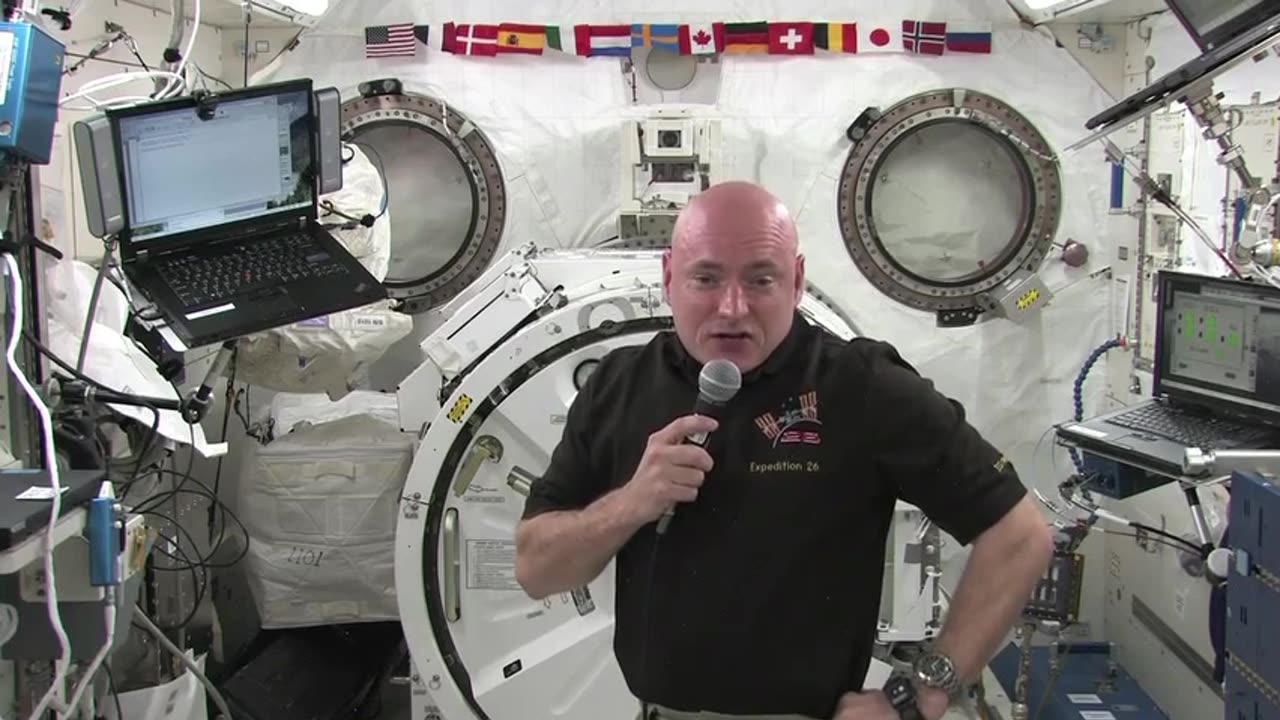 ISS Commander Kelly Discusses Shooting Aftermath with Network Media