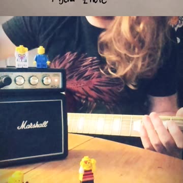 Welcome To The Jungle: Guns n Roses (Intro) with tabs