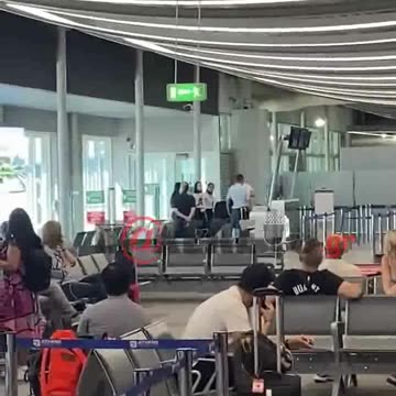 Αποκλειστικό - ο Αυγενάκης δέρνει υπάλληλο