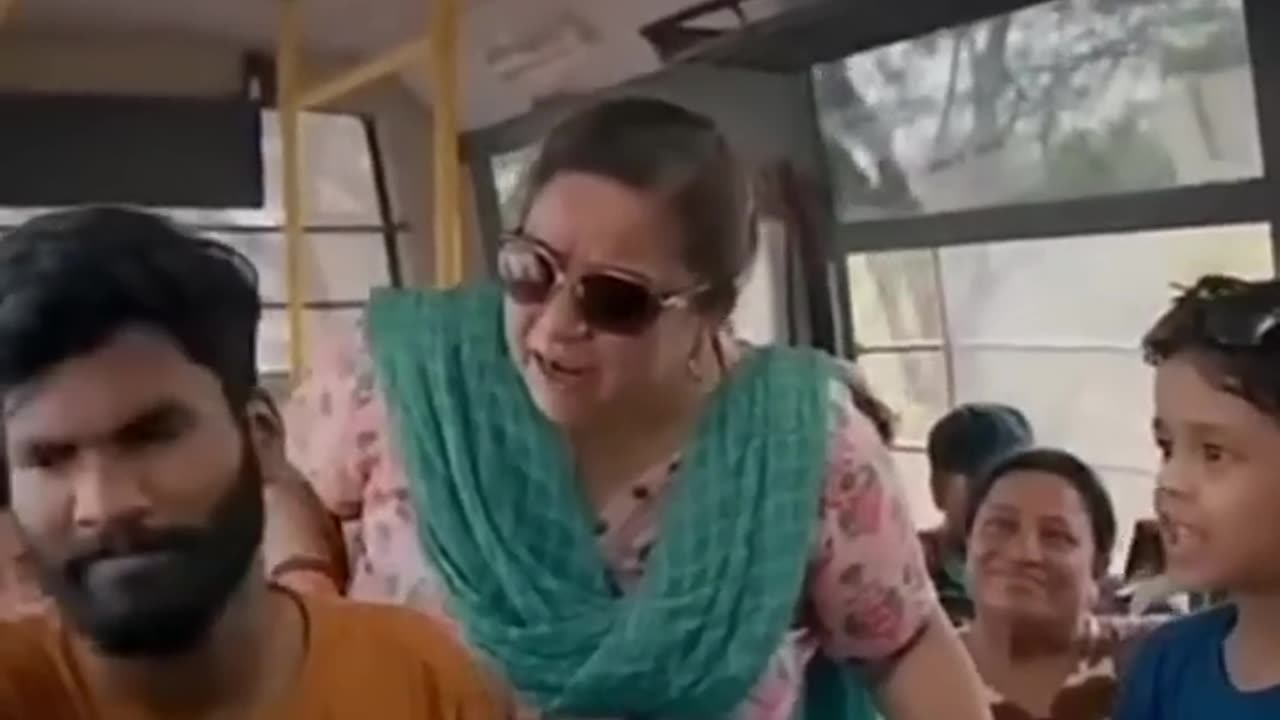 Funny bus sence for seat🤣🤣🤣🤣🤣 wait for end?