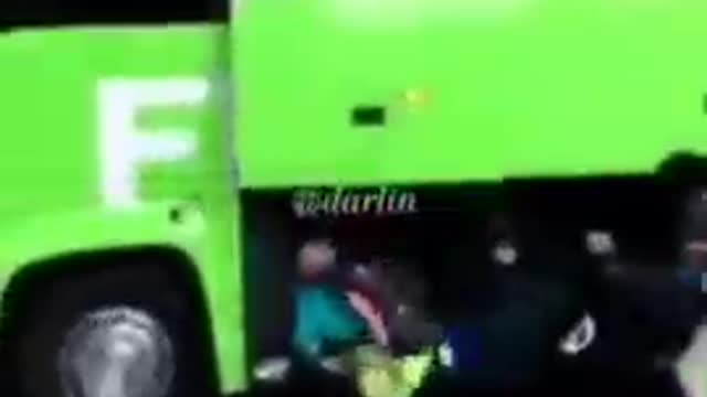 Somewhere in France a few oppressed people decide to help passengers with their luggage.