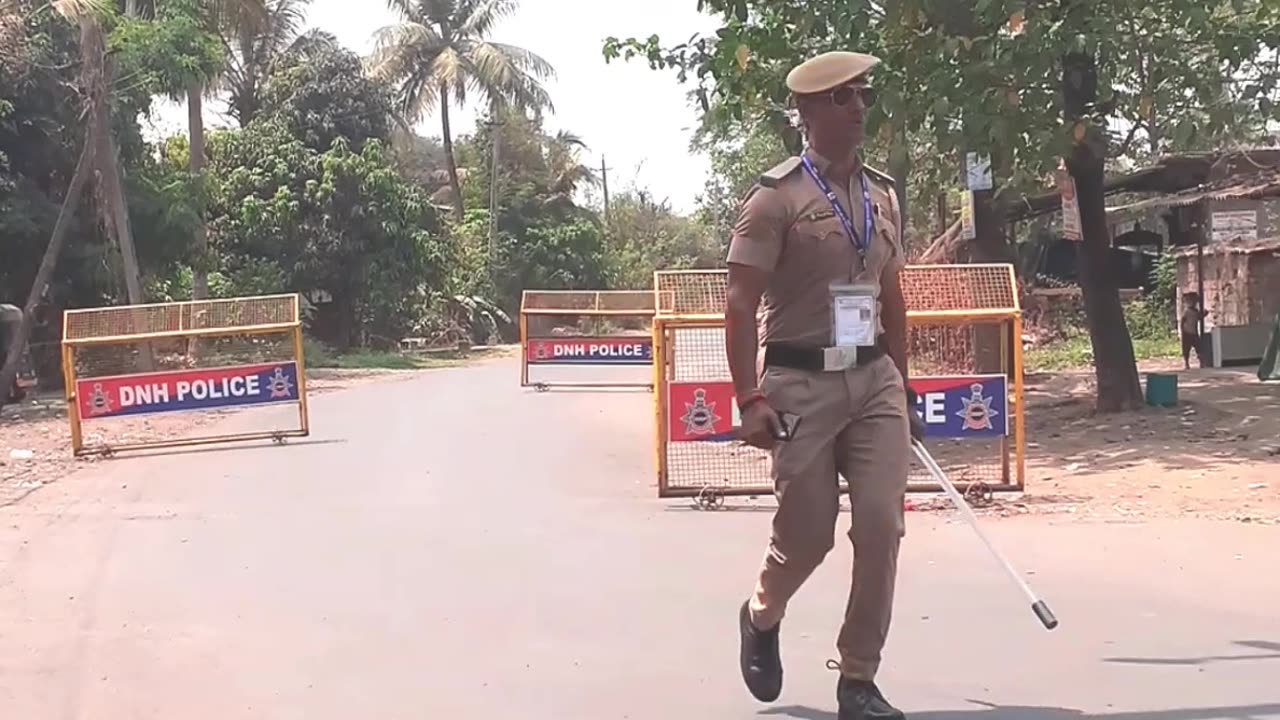 indian police iconic walk 😍💨