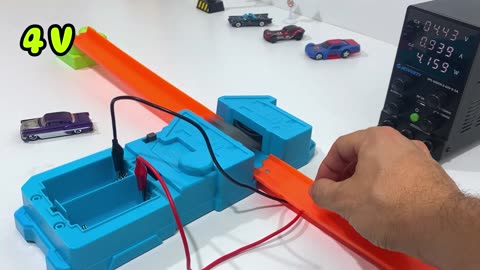 NO023 . APPLYING high voltage to electric toys to ??V power of HOT WHEELS