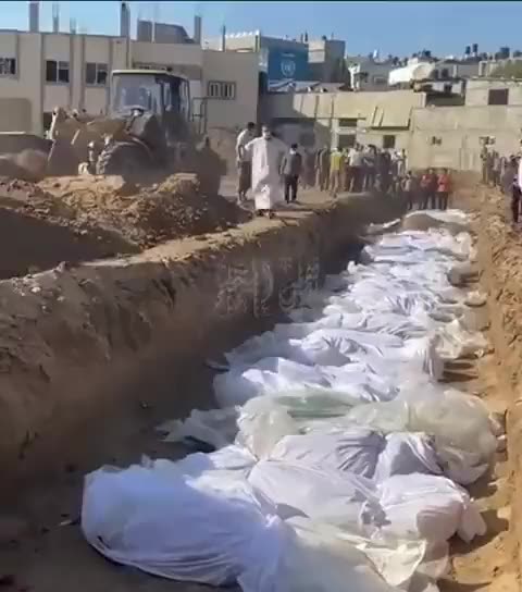 Gaza Begins Digging Mass Graves to Bury Victims of Israeli Airstrikes