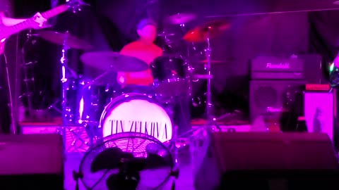 Tin Zelkova "Sweet Love"