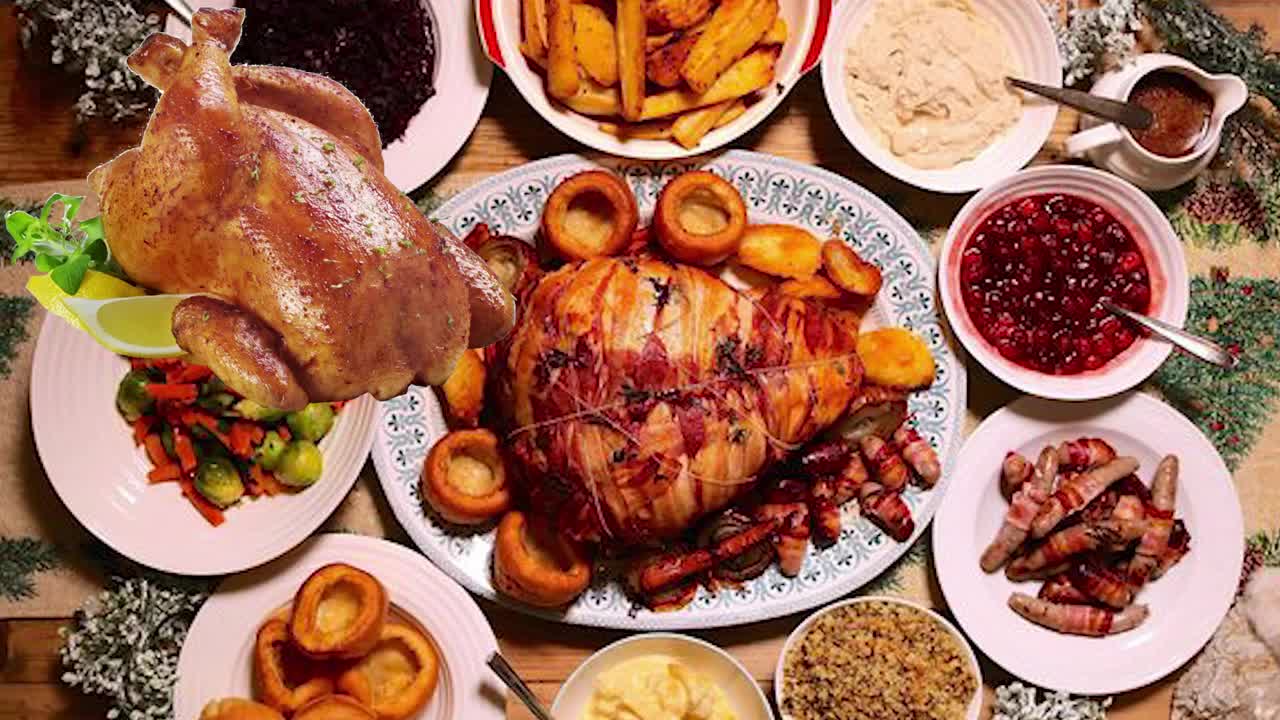 10 UK Xmas Traditions Explained