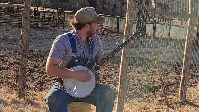 Train on the island traditional banjo