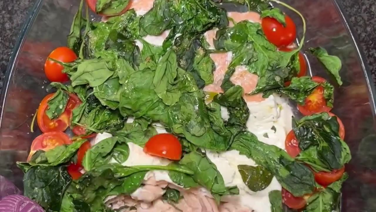 Salada de salmão