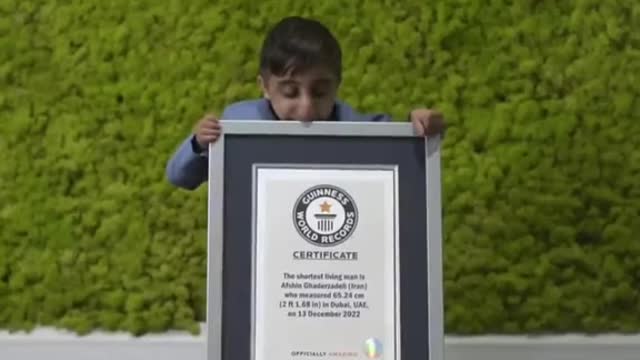 Iranian confirmed as world’s shortest man