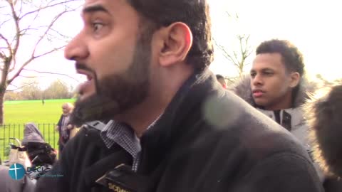 Dawah team slanders Christians through deception DCCI @ Speakers Corner